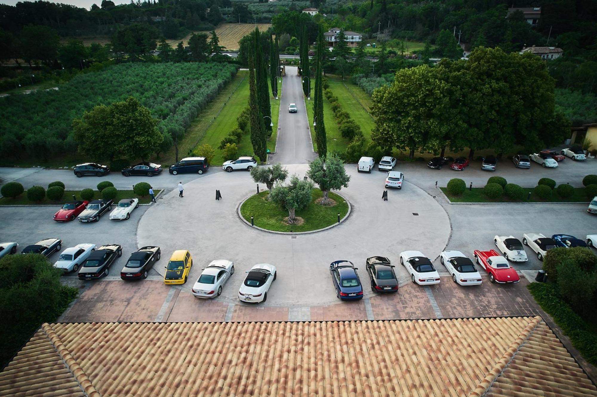 Delfina Palace Hotel Foligno Exterior photo